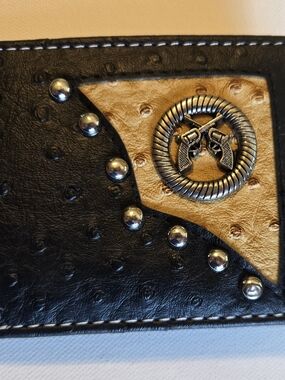 Mens Handcrafted Western Wallet Bifold Ostrich Leather Crossed Pistols Guns New